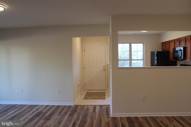 Foto del edificio - 9266 Chapman Oak Dr
