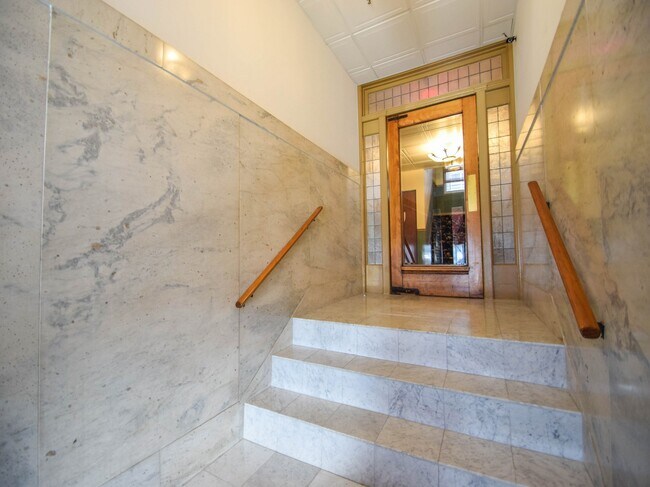 Foto del edificio - 4401 Atlantic Ave