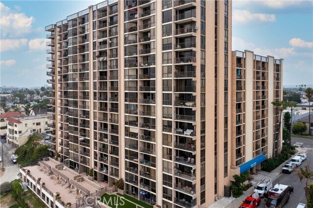 Building Photo - 1750 E Ocean Blvd