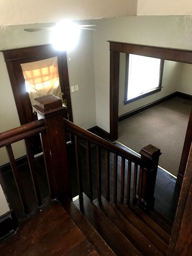 Building Photo - Cozy 3 Bedroom Home in Historic Northeast