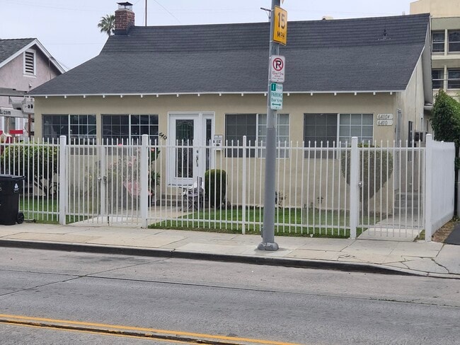 Building Photo - 6412 Fountain Ave