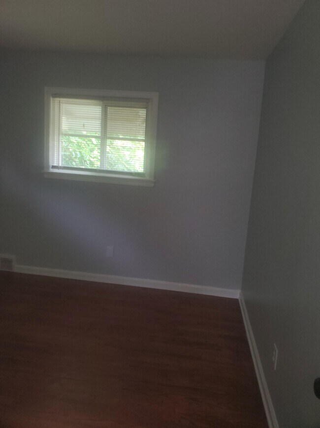 Foto del edificio - 17700 Plainview Ave