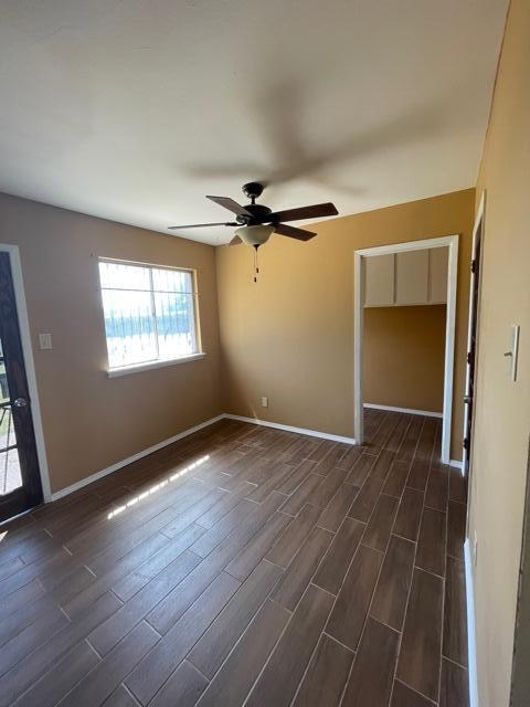 Foto del edificio - 5704 Wren Ave