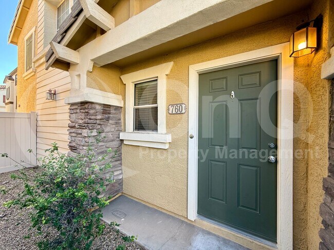 Foto del edificio - 760 N Laguna Dr