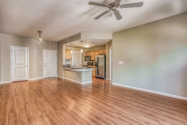 Building Photo - The District at Hampden South