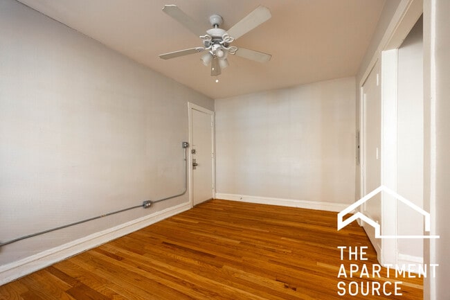 Foto del edificio - 3257 W Wrightwood Ave