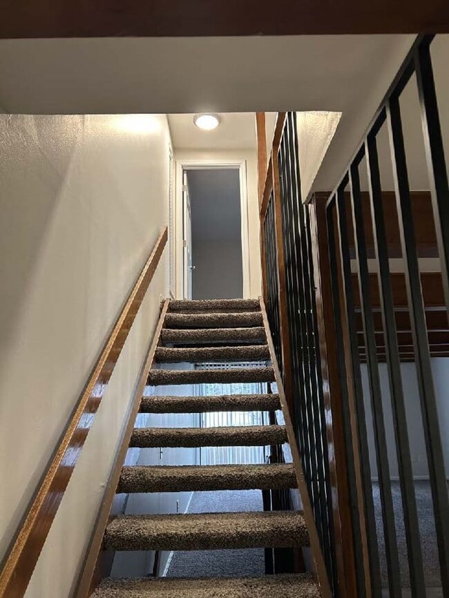 Interior Photo - ESTATES ON MAIN