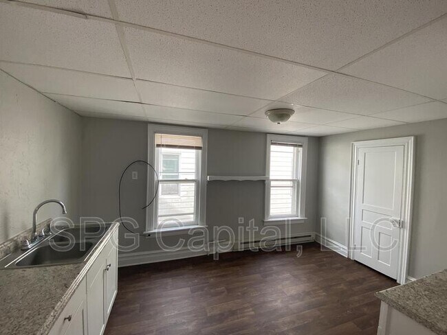 Foto del edificio - 422 Locust St