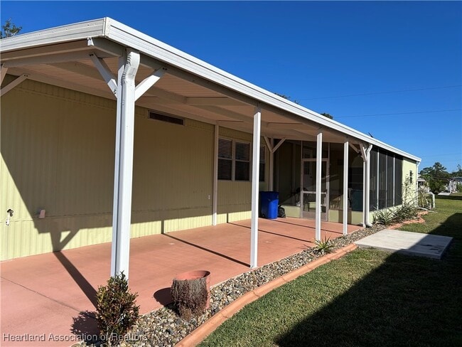Building Photo - 2112 Banyan Way