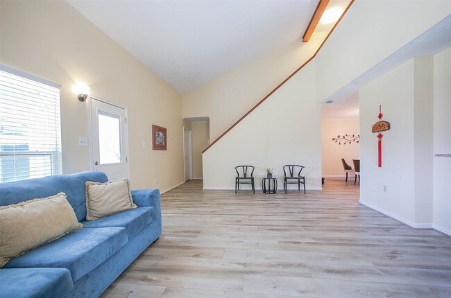 Foto del edificio - 9511 Sharpcrest St
