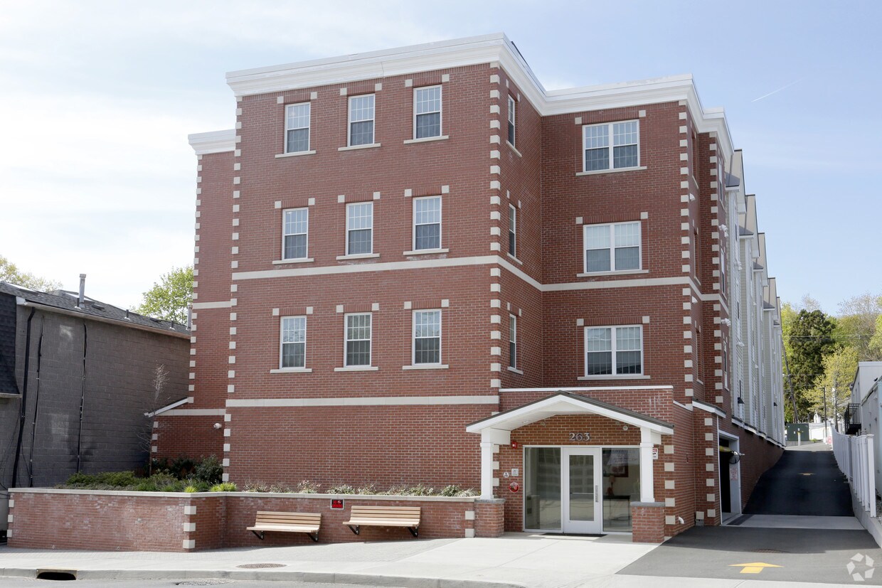 Foto principal - Nyack Point Apartments