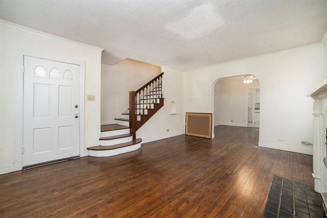 Building Photo - 6300 Belmont Ave