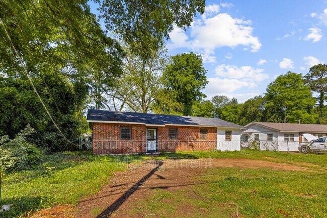 Building Photo - 231 Park Manor Dr