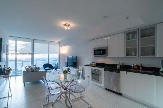 Foto del edificio - 92 SW 3rd St