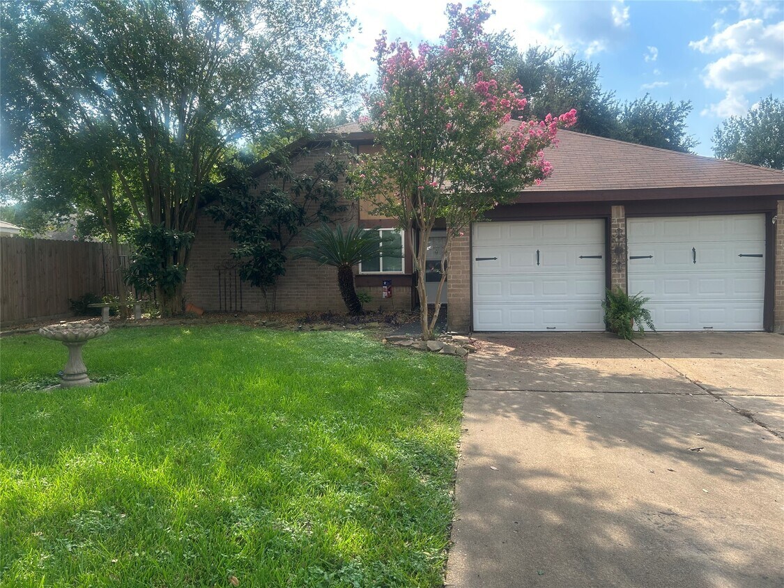 Primary Photo - 2717 Elder Rd