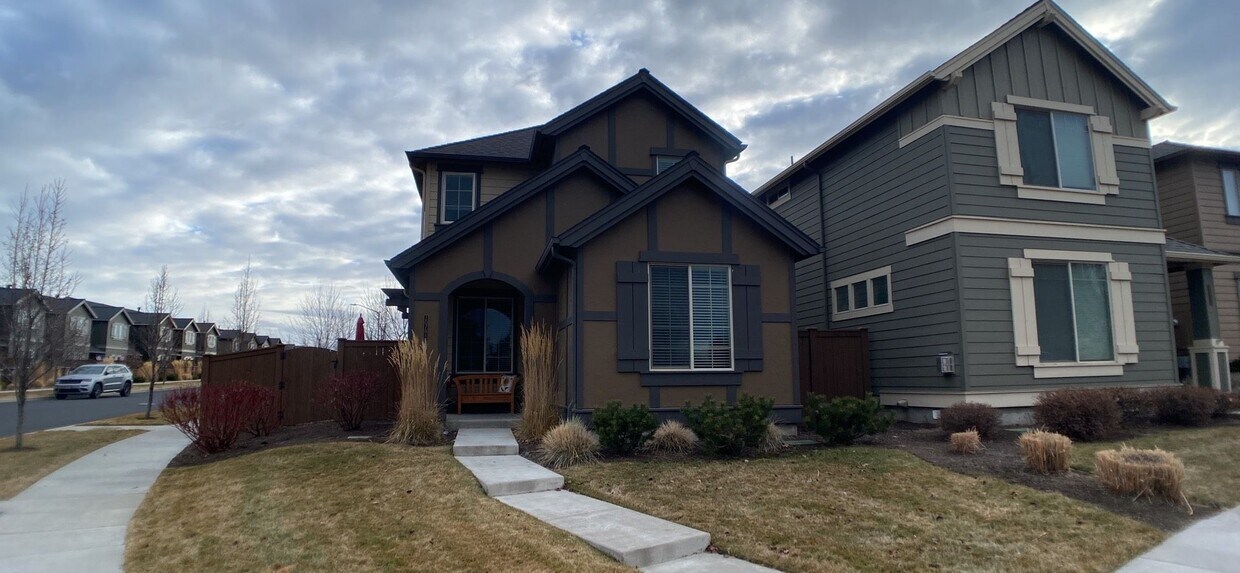 Primary Photo - Adorable 3 bedroom home in McCall Landing!