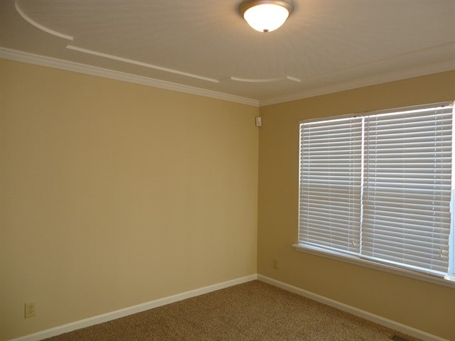 Building Photo - 320 W Columbine Lane