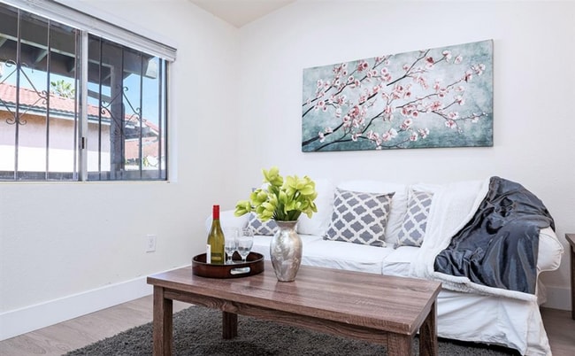 Foto del edificio - 1 Bed / 1 Bath Apartment for Rent in San Ysidro – $1,799/mo