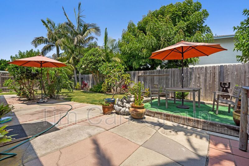 Foto del edificio - 9391 Westcliff Dr