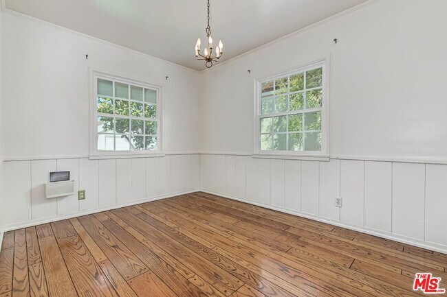 Foto del edificio - 11438 Berwick St