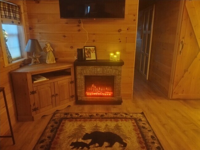 Foto del edificio - 554 Hovermale Ln