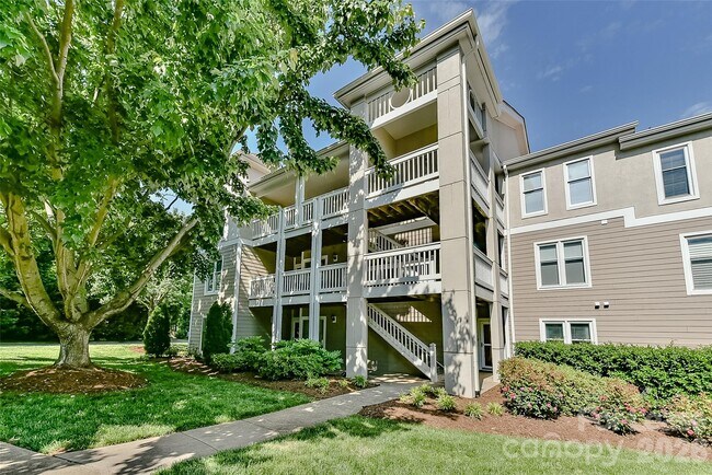 Building Photo - 18557 Vineyard Point Ln