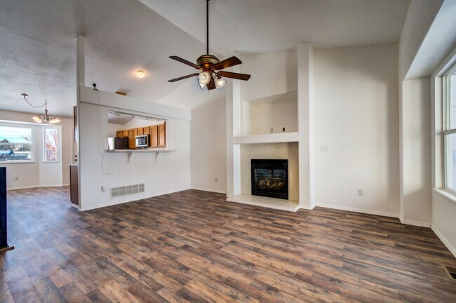 Building Photo - 7380 Middle Bay Way