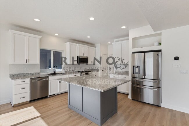 Building Photo - 14291 S Ashvale dr