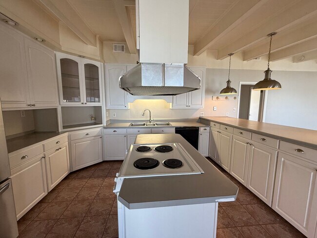 Foto del edificio - Lake House for Rent!  3BD/2B Home on Long ...