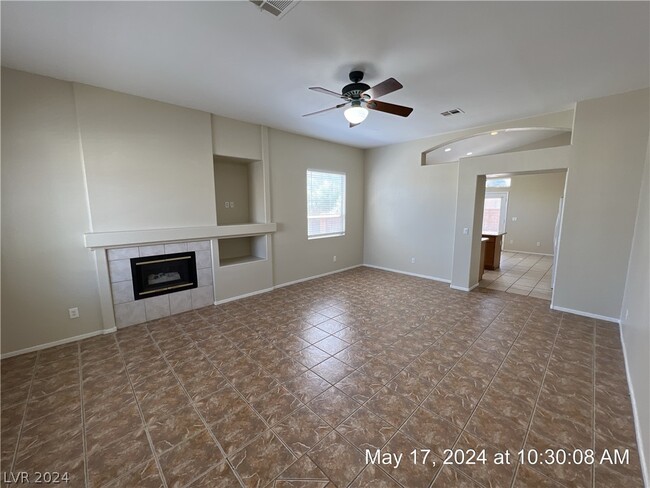 Foto del edificio - 3328 Hillingdon Ct