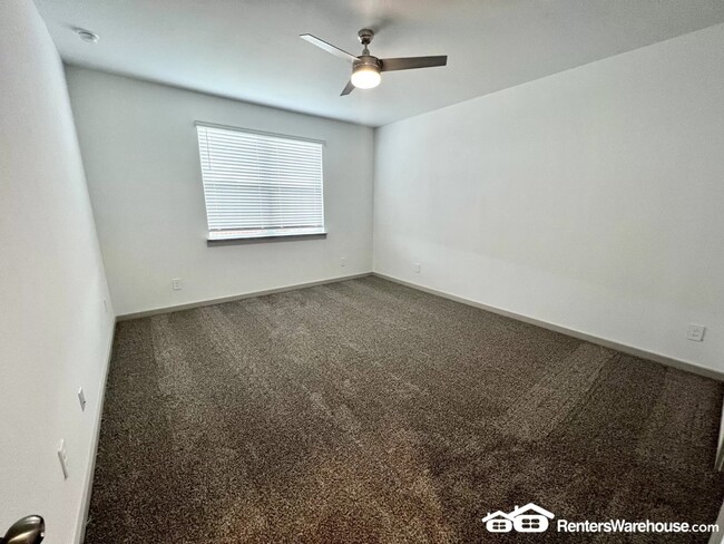 Building Photo - 3028 Gunnersbury Dr