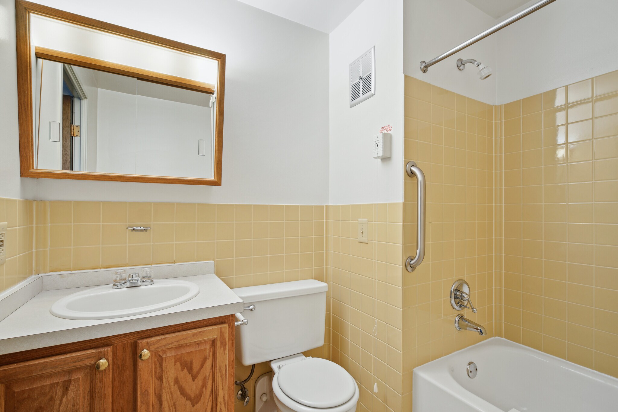 Independence Place Apartments: A 55 and Be... – photo 5