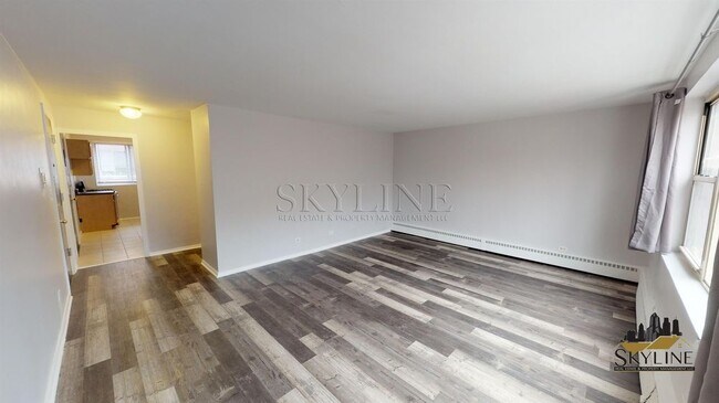 Building Photo - 6833 N. Oakley Avenue Unit 2B