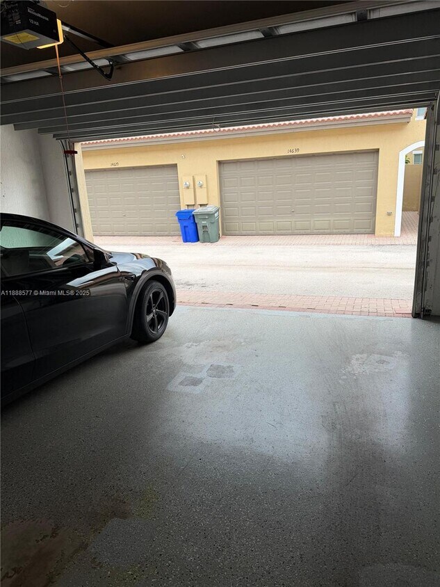 Foto del edificio - 14630 SW 15th St