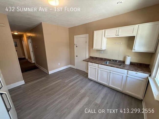 Building Photo - 432 Sumner Ave