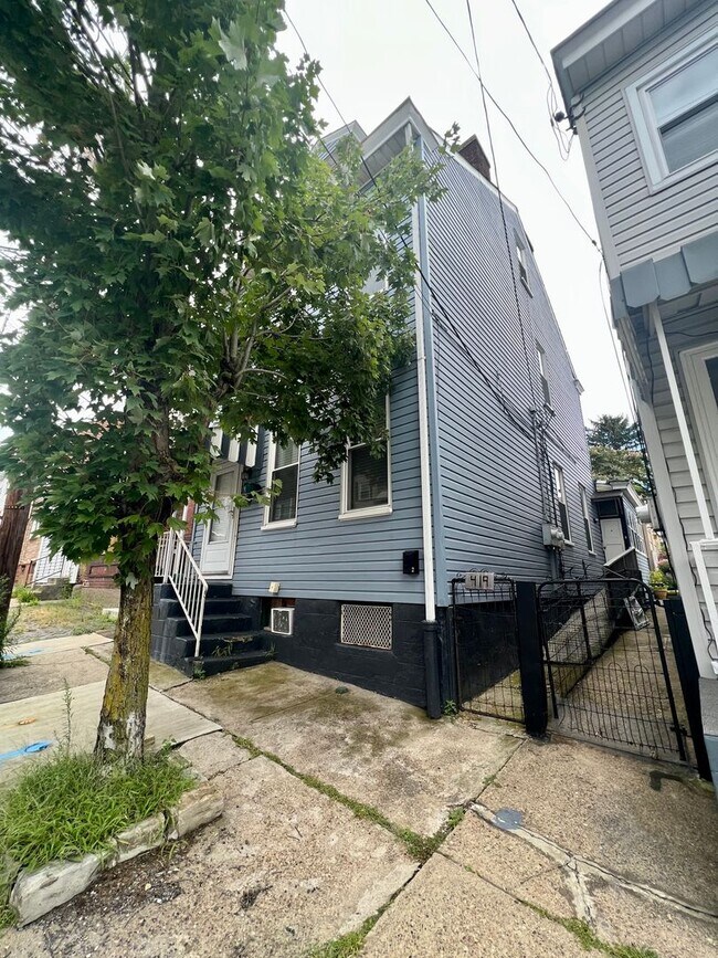 Foto del edificio - 419 Taylor St