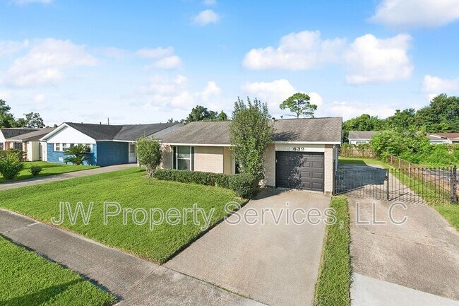 Foto del edificio - 639 Mockingbird Ln