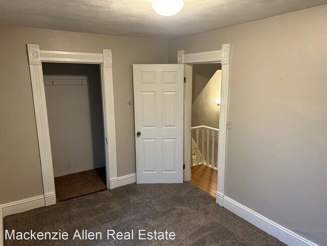 Building Photo - 3 br, 1 bath House - 725 N Morgan
