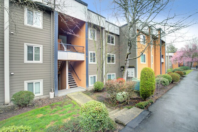 Building Photo - 726 Kirkland Cir