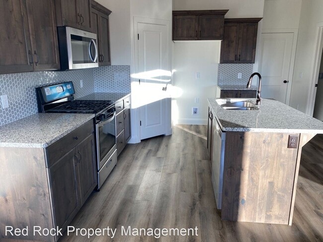 Building Photo - 3 br, 2 bath House - 6276 S Day Dream Way
