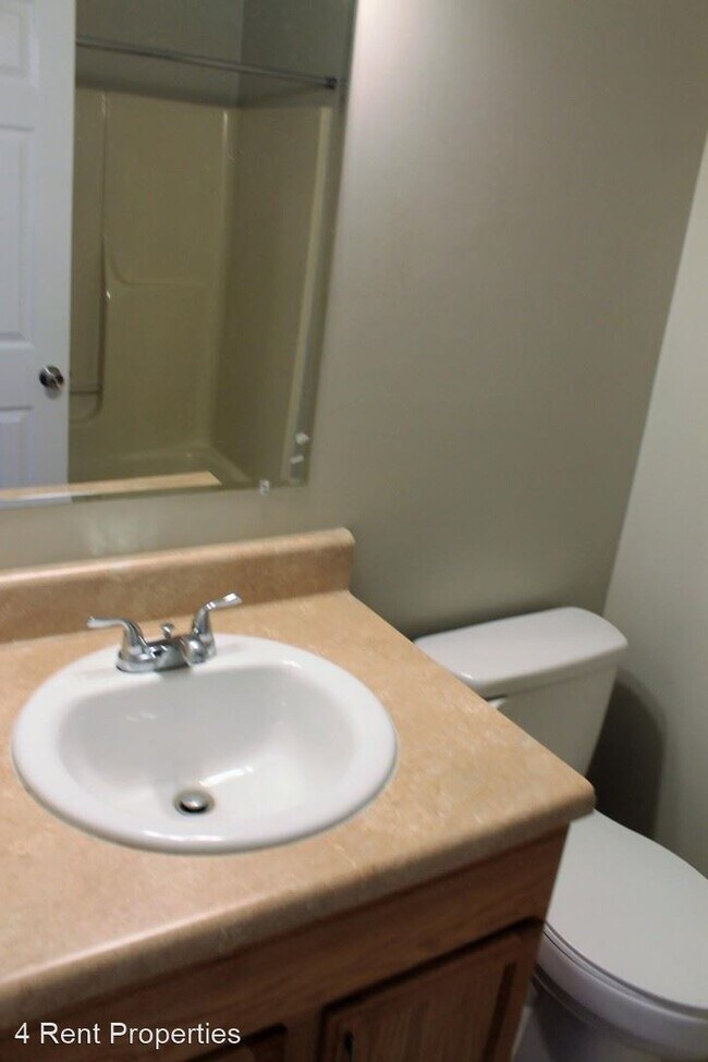 Building Photo - 3 br, 2 bath House - 1111 Hand Ct.