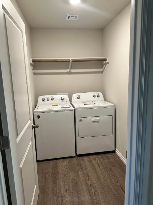 Building Photo - 4 Bed | 3 Bath | New Build | Bartlesville