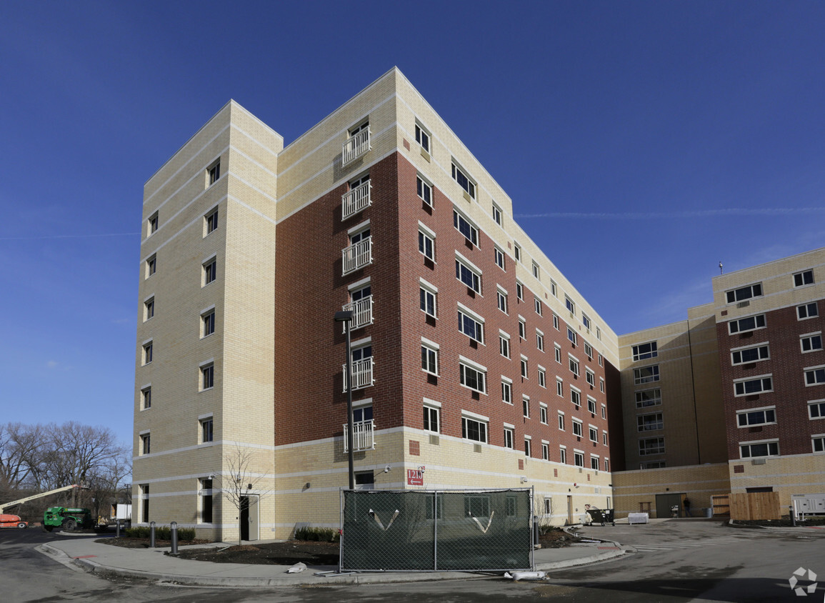 Foto del edificio - Montclare Senior Residences of Avalon Park