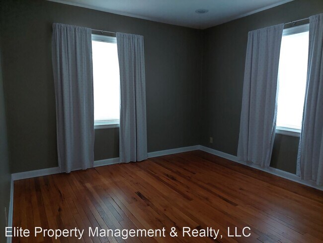 Building Photo - 3 br, 1.5 bath House - 27 S 27th Street