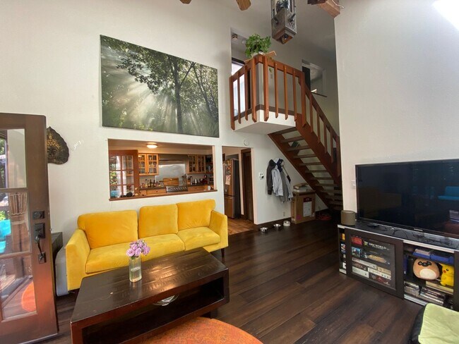 Foto del edificio - 402 SW Custer St