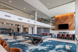 Building Photo - The Apex at CityPlace