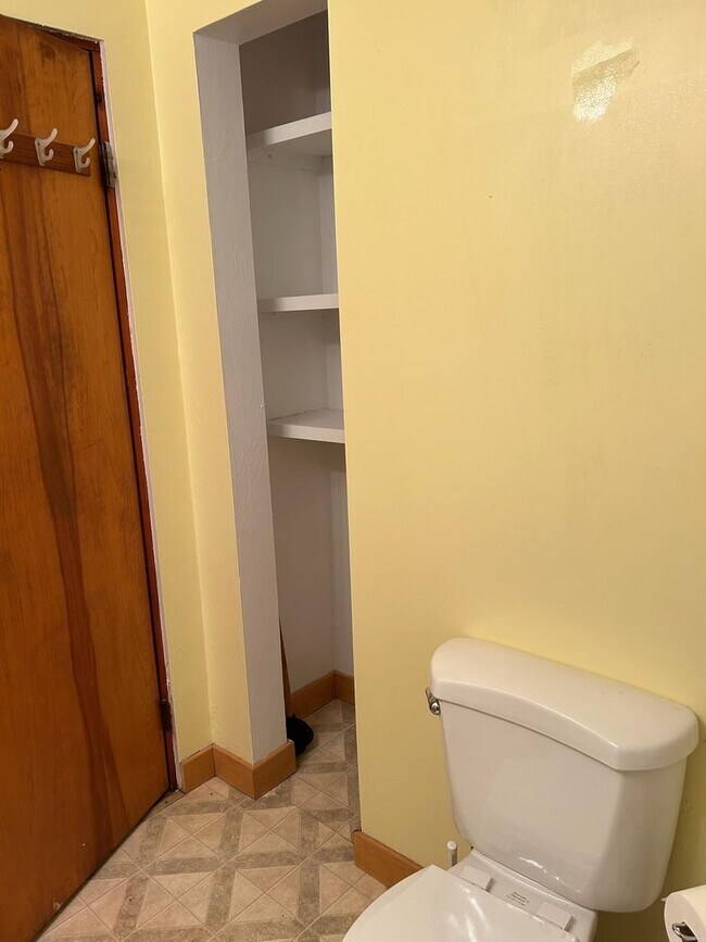 Foto del edificio - 3589 Bull Creek Rd