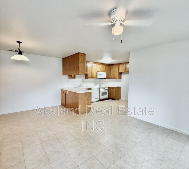 Foto del edificio - 421 N Walnut Ave