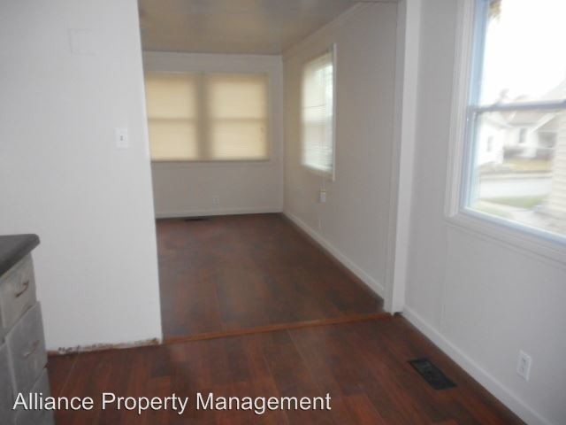Building Photo - 2 br, 1 bath House - 1321 Sinclair