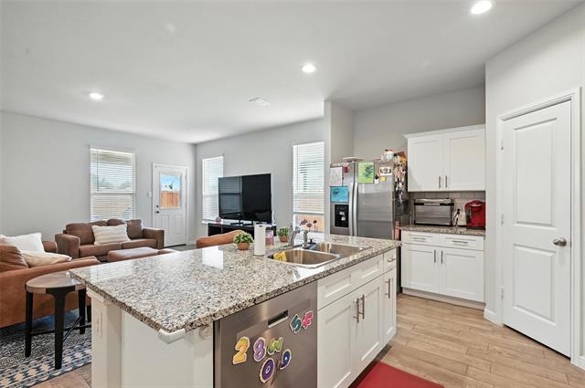 Building Photo - 524 Prairie Clover Trail